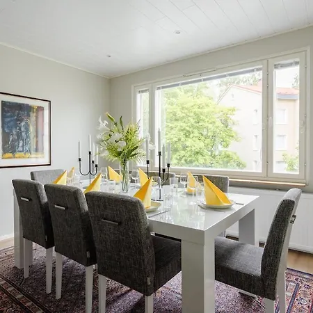Spacious 3 Bedroom 100 Square Meter Max 10 Guests