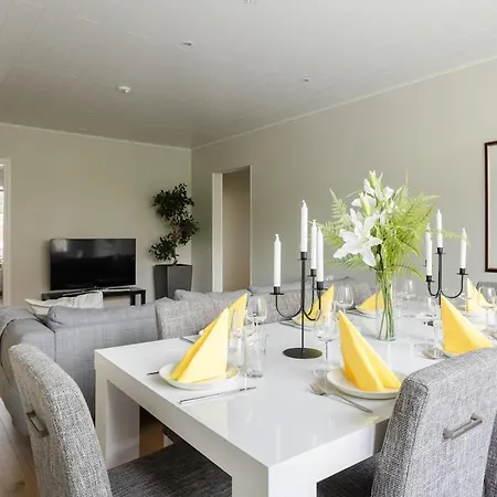 Lägenhet Spacious 3 Bedroom 100 Square Meter Max 10 Guests