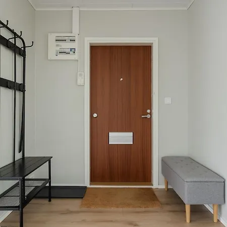 Spacious 3 Bedroom 100 Square Meter Max 10 Guests Lägenhet *